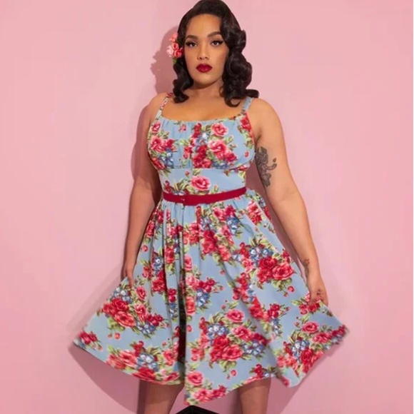 Vixen by Micheline Pitt - Blue and Red Vintage Roses Ingenue - Size 2X, NWT - Picture 1 of 3